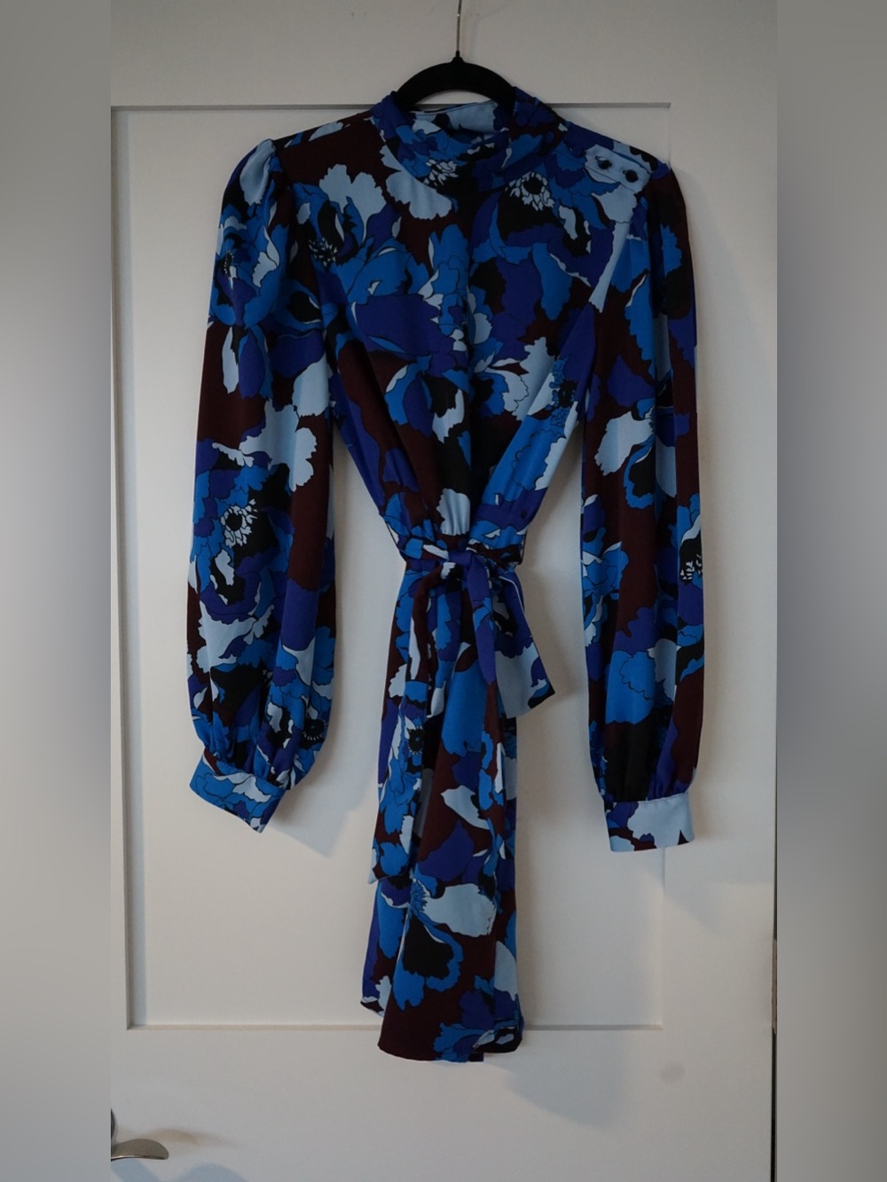 Who What Wear Blue Floral Long-Sleeve Tie Waist Dress